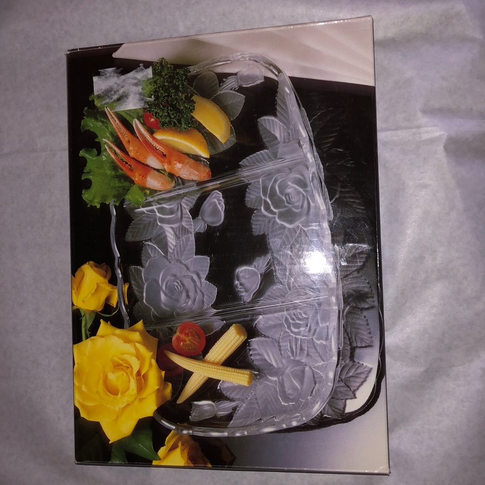 WINTER ROSE SERVING DISH - NEW IN BOX